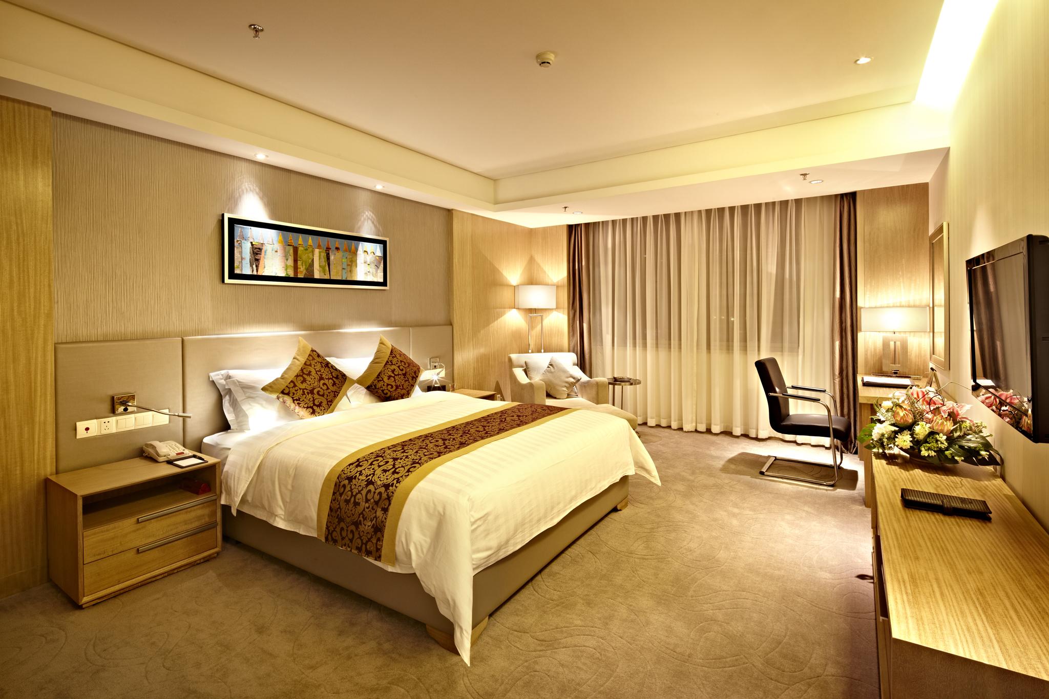 Pearl River International - Canmetro Line 11 Yijing Lu Station Hotel 4*