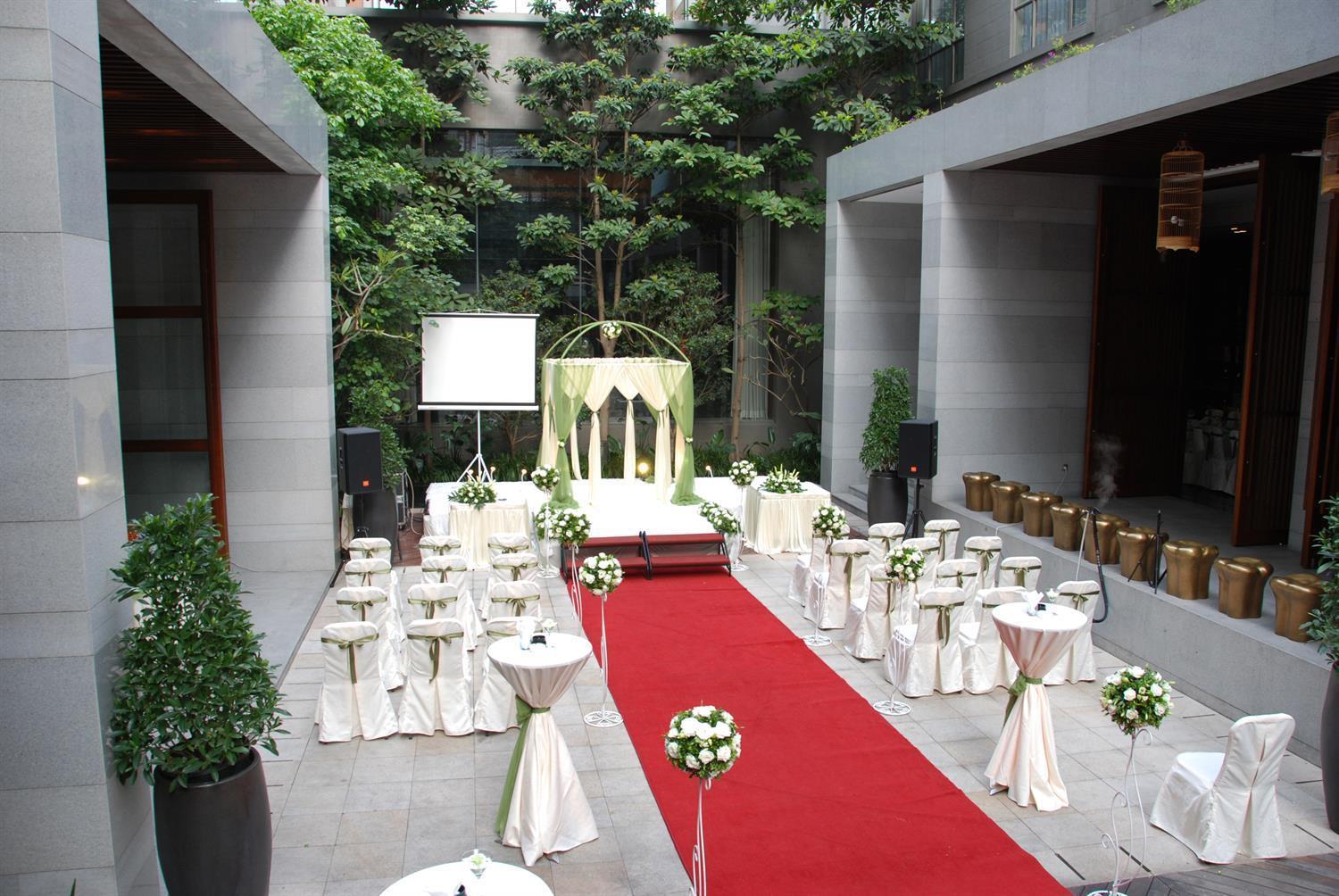 Hotel Carat 4*