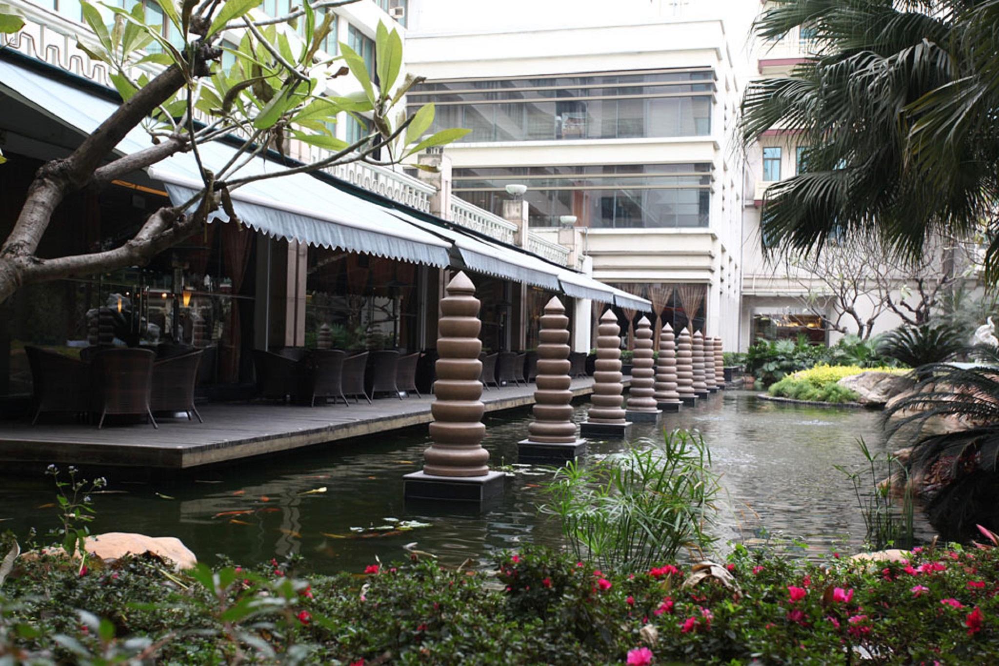 Dong Fang Hotel Guangzhou