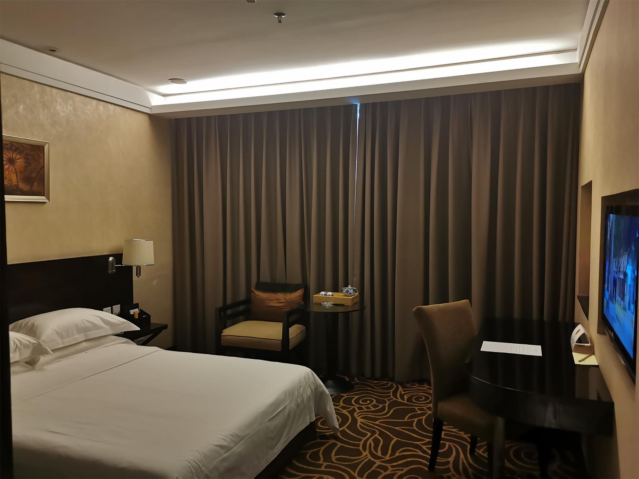 Hua Shi 4*