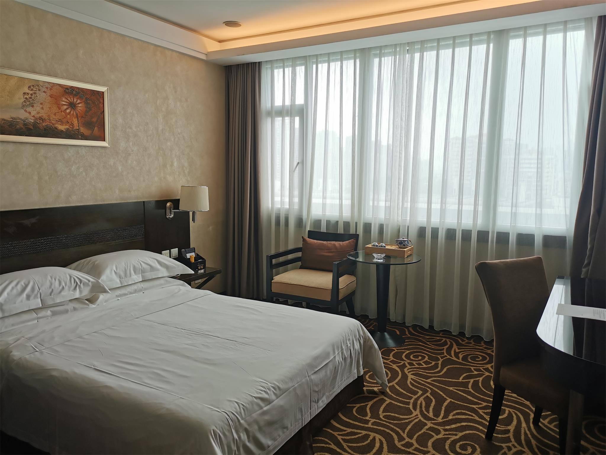 Hotel Hua Shi 4*