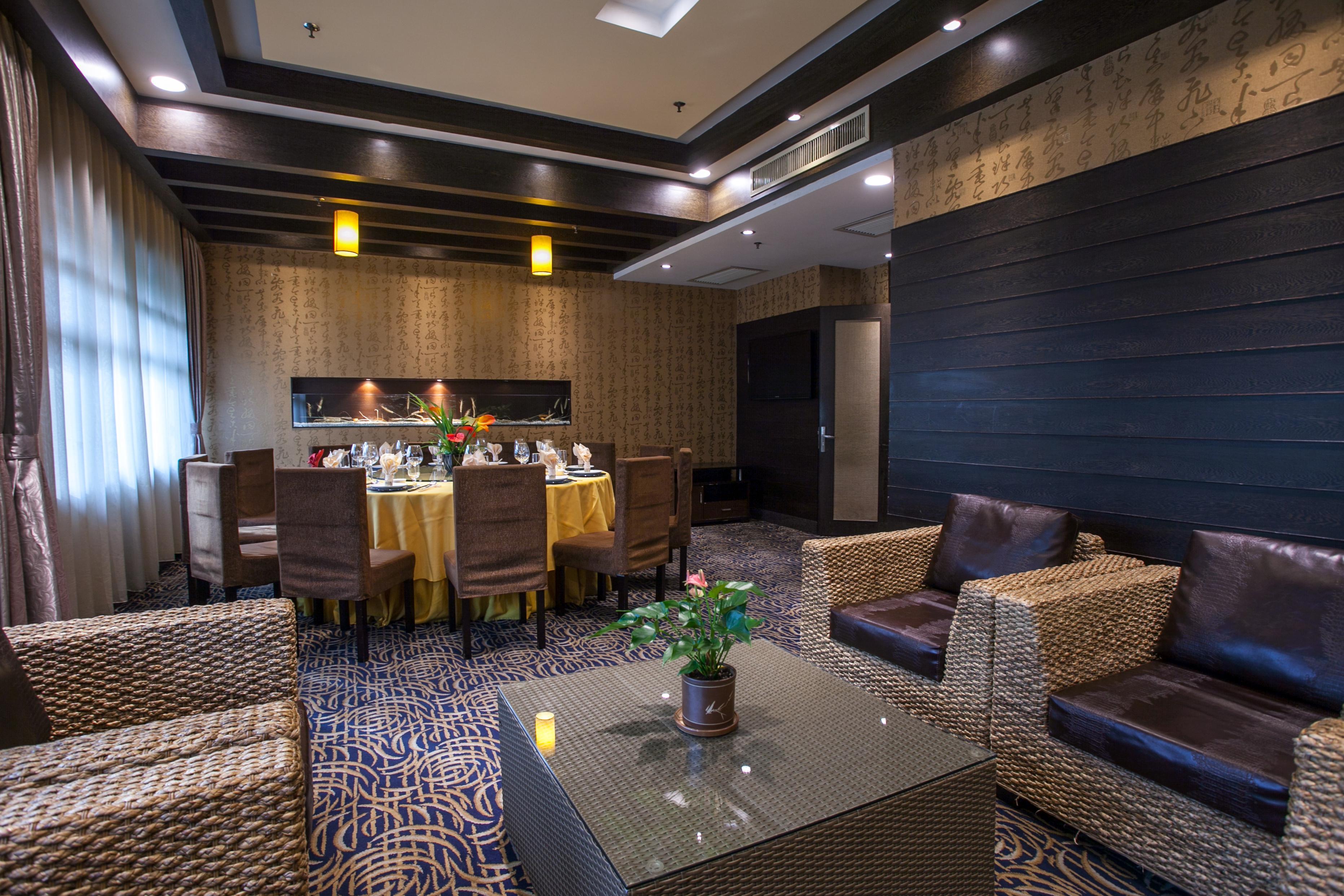 Hotel Hua Shi 4*