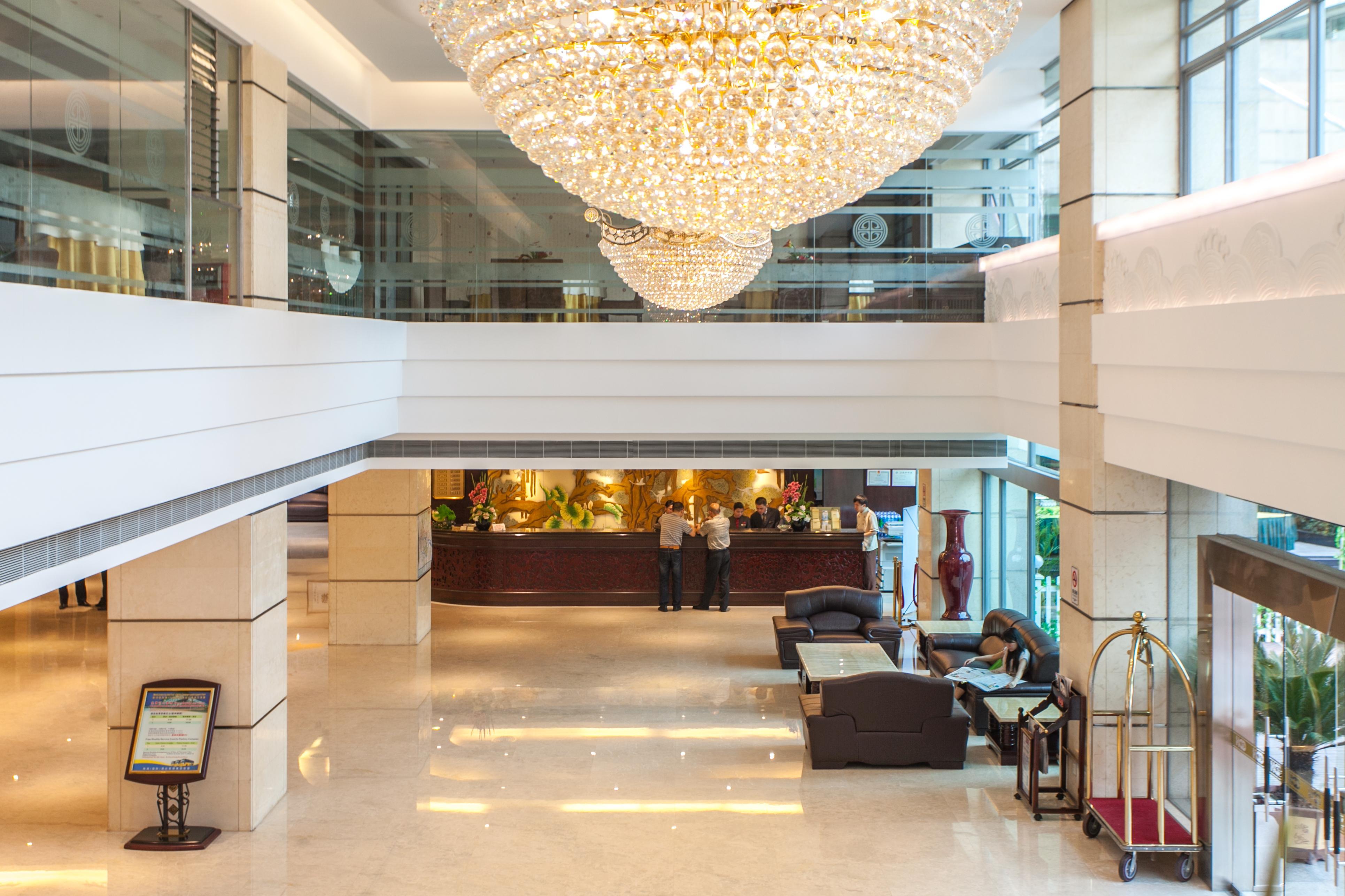 Hotel Hua Shi 4*