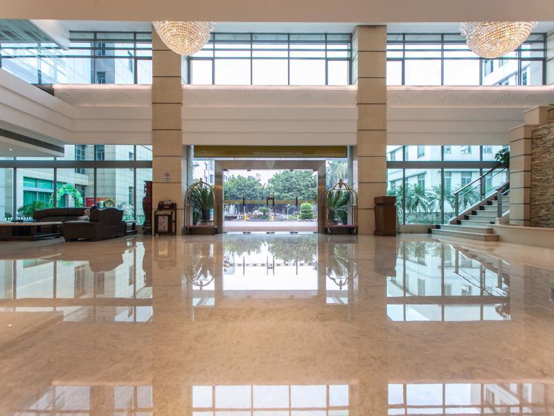 Hotel Hua Shi 4*