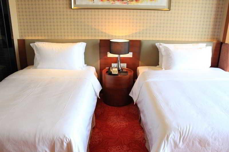 Hotel Leeden Jingxi 4*