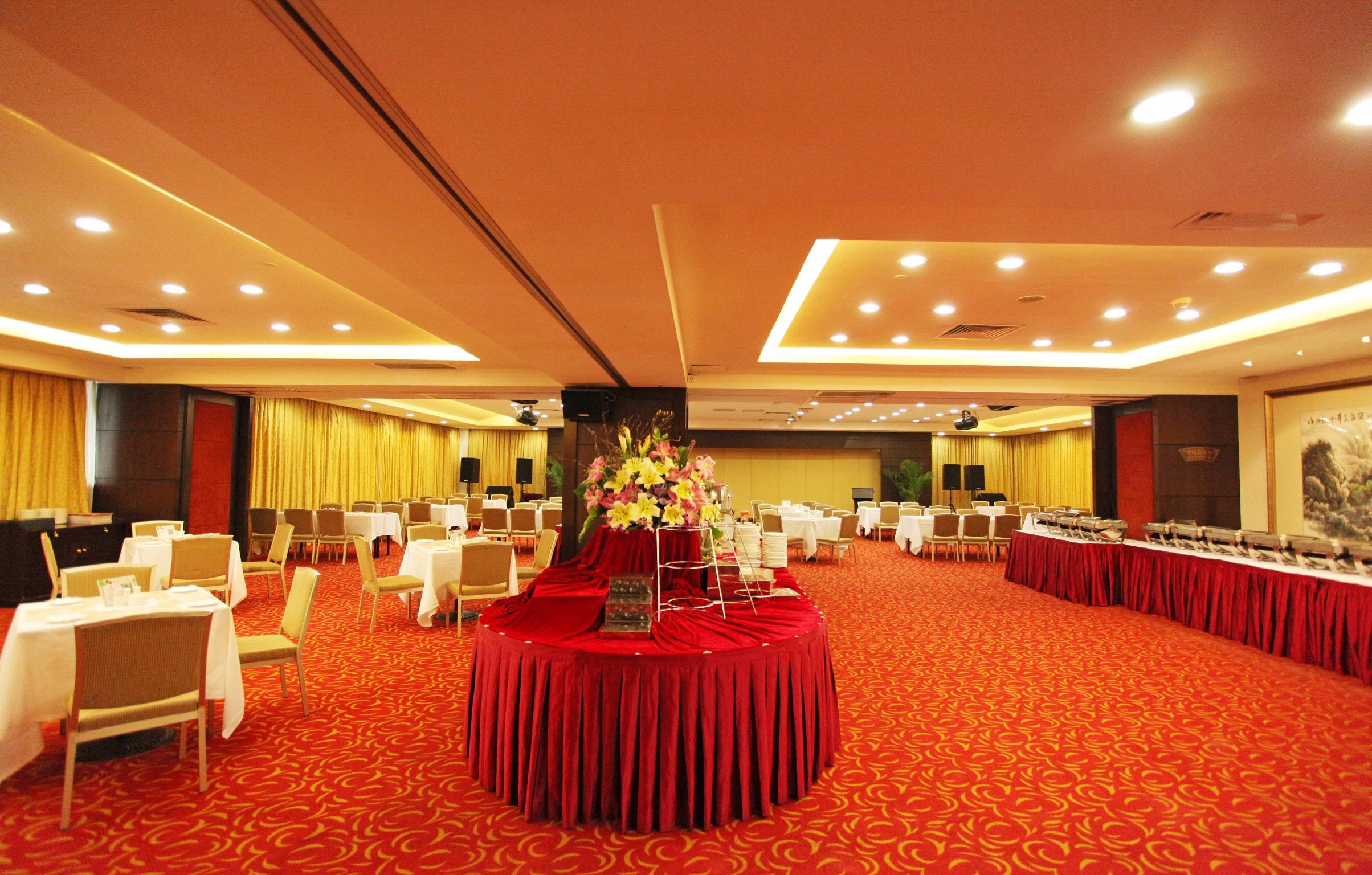 Hotel Landmark International