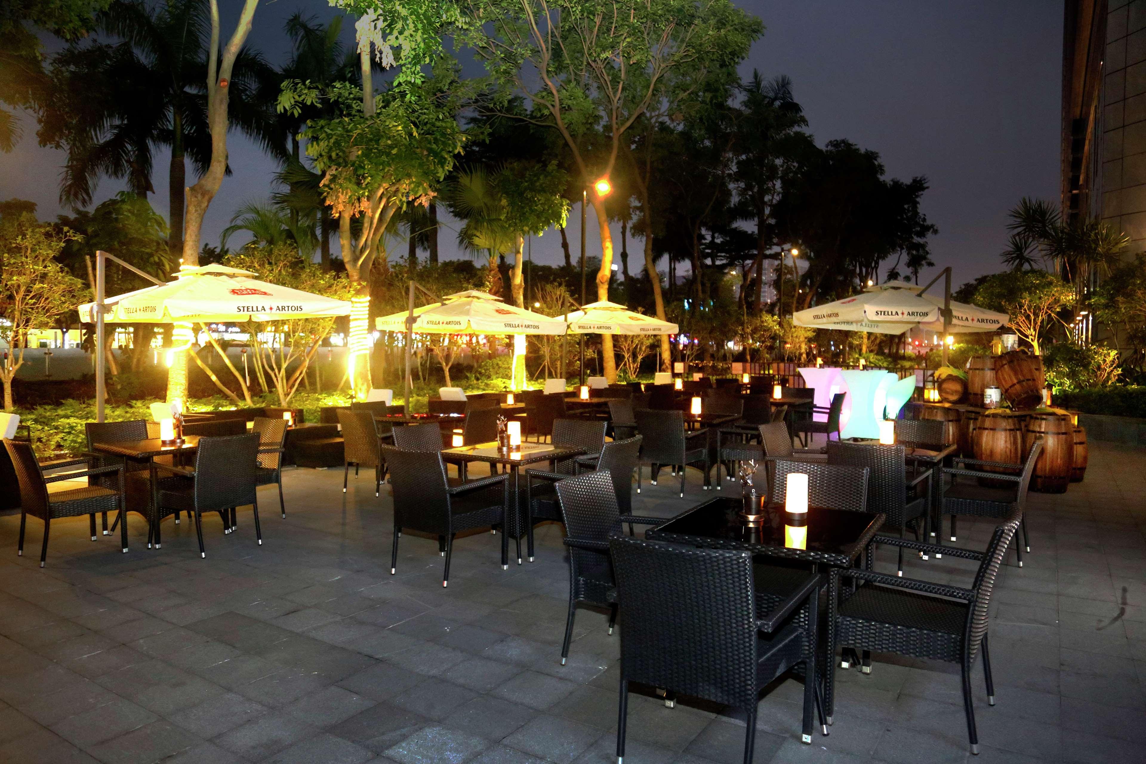 Hilton Baiyun - Free Shuttle For Fair Period, Close To Luhu Golf Club & Leather Market Hotel 5*