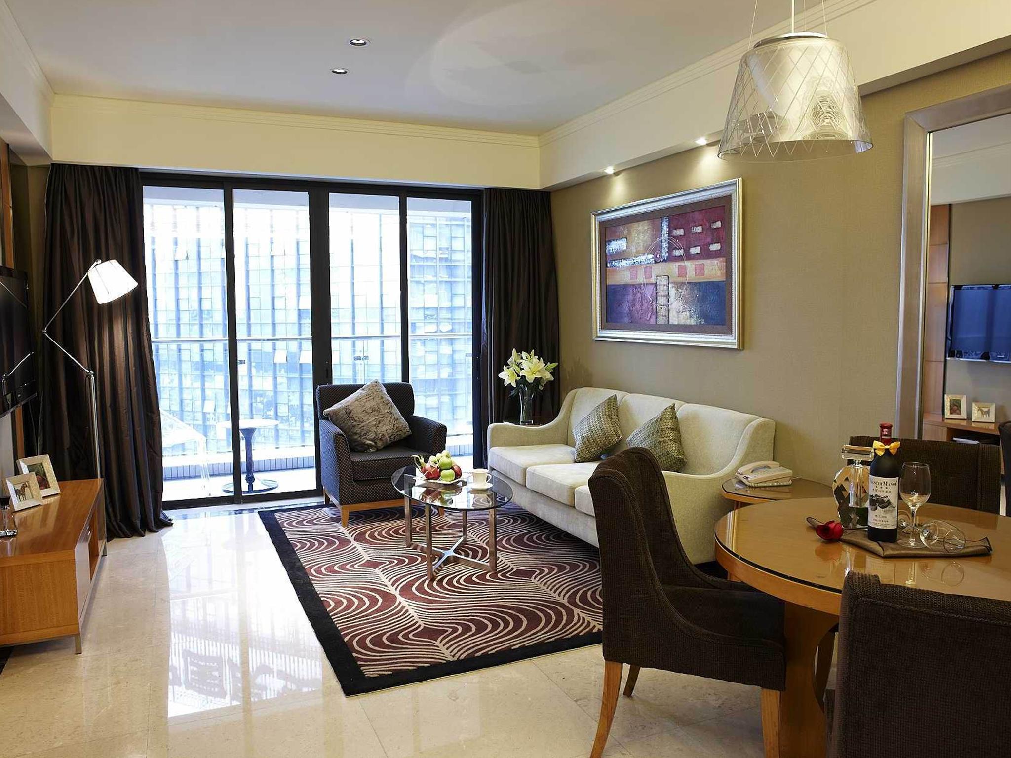 Aparthotel Dan Executive Zhujiang New Town-freeshuttle Bus To Cantonfair Duringcanton Fair Period 4*