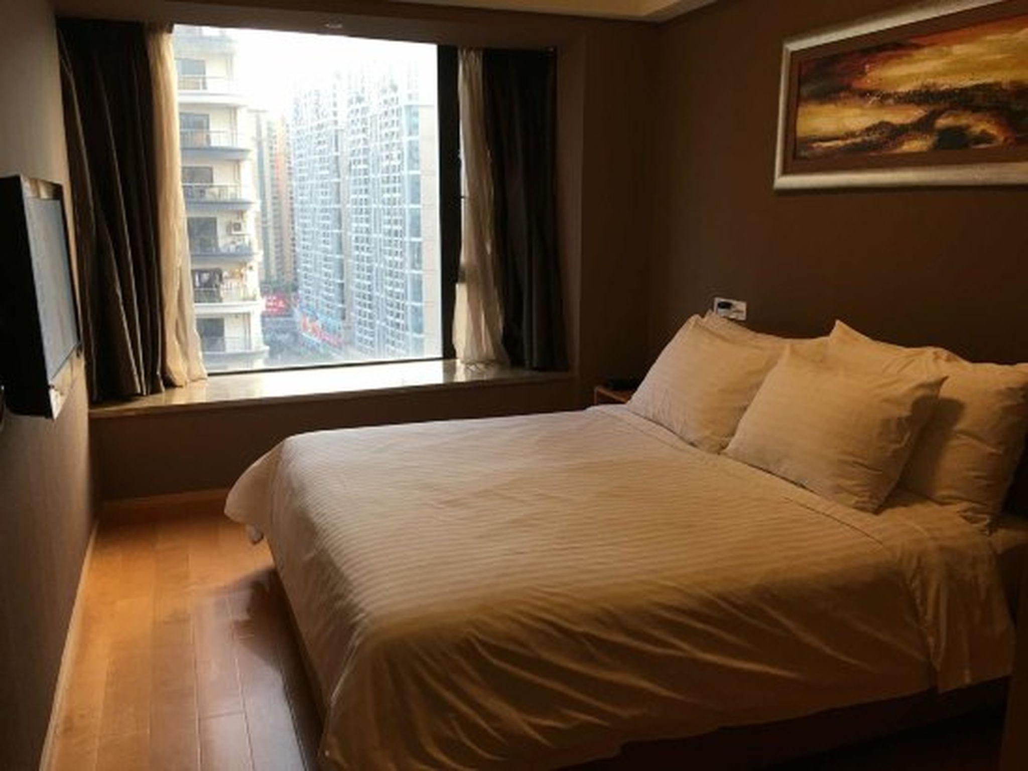 Dan Executive Zhujiang New Town-freeshuttle Bus To Cantonfair Duringcanton Fair Period Guangzhou