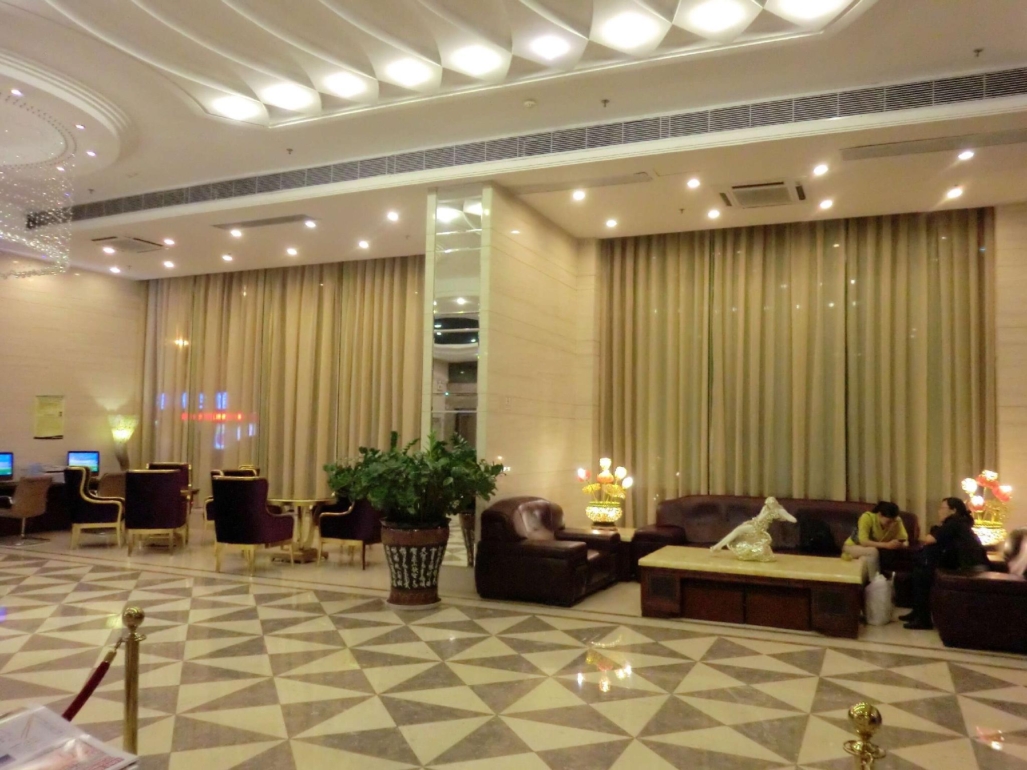 Yinfeng North Station Branch, Huacheng Road Subway Station Branch