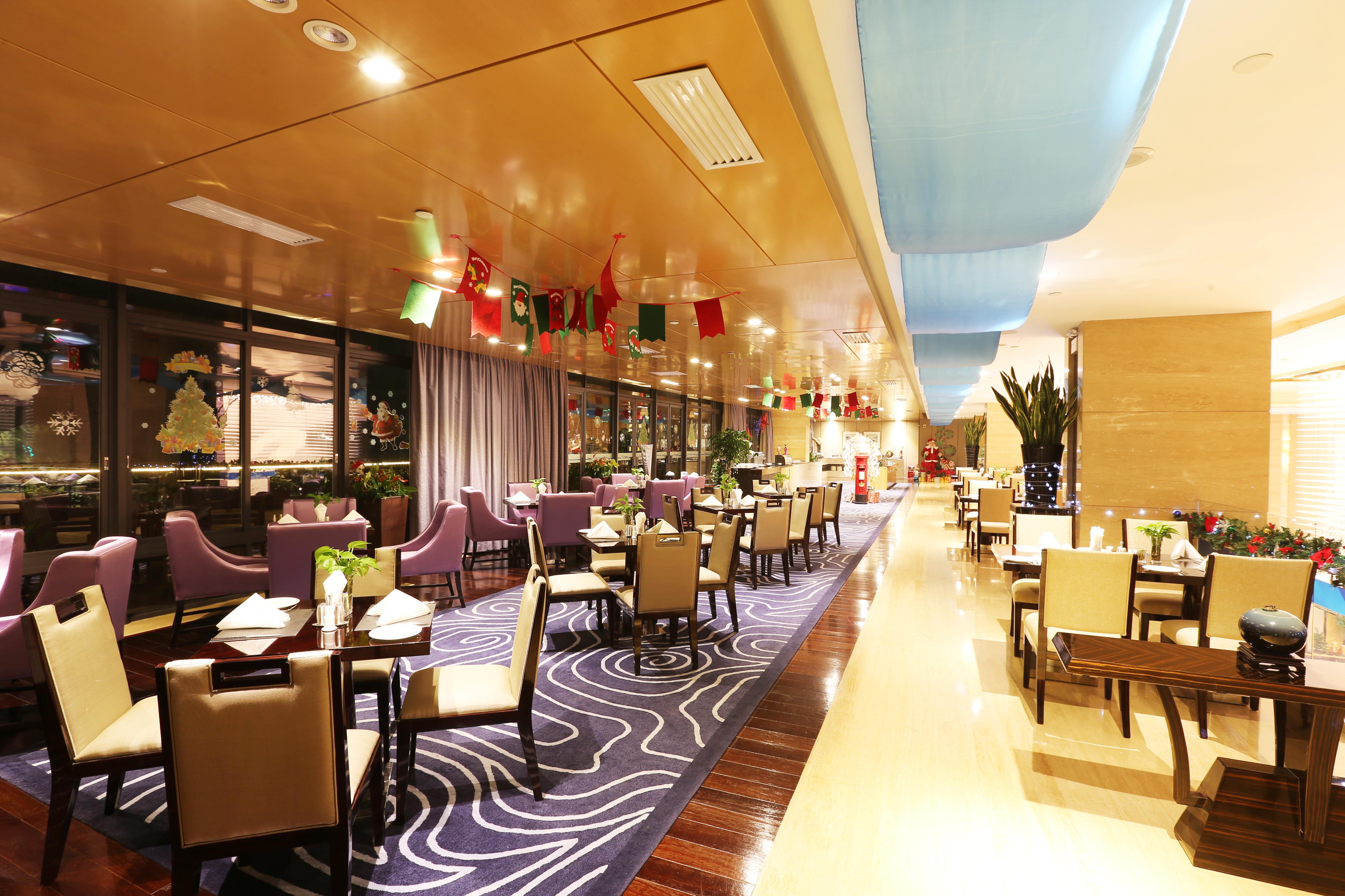 Country Garden Airport Phoenix Hotel 5*