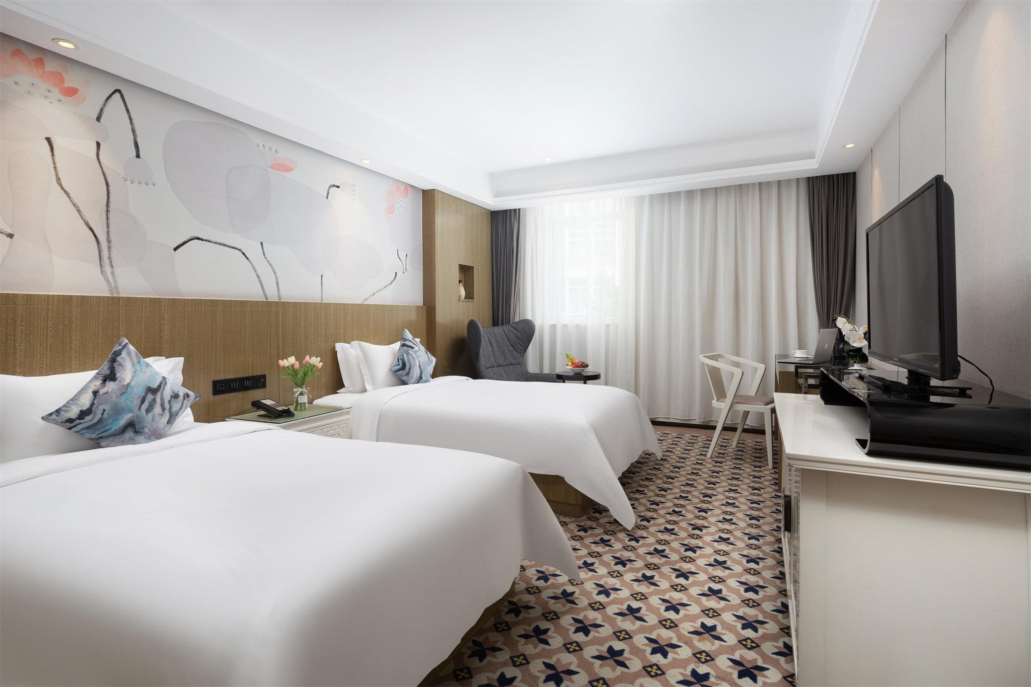 Paco Hotel Gangding Metro Guangzhou-Free Shuttle Bus Fir Canton Fair Hotel