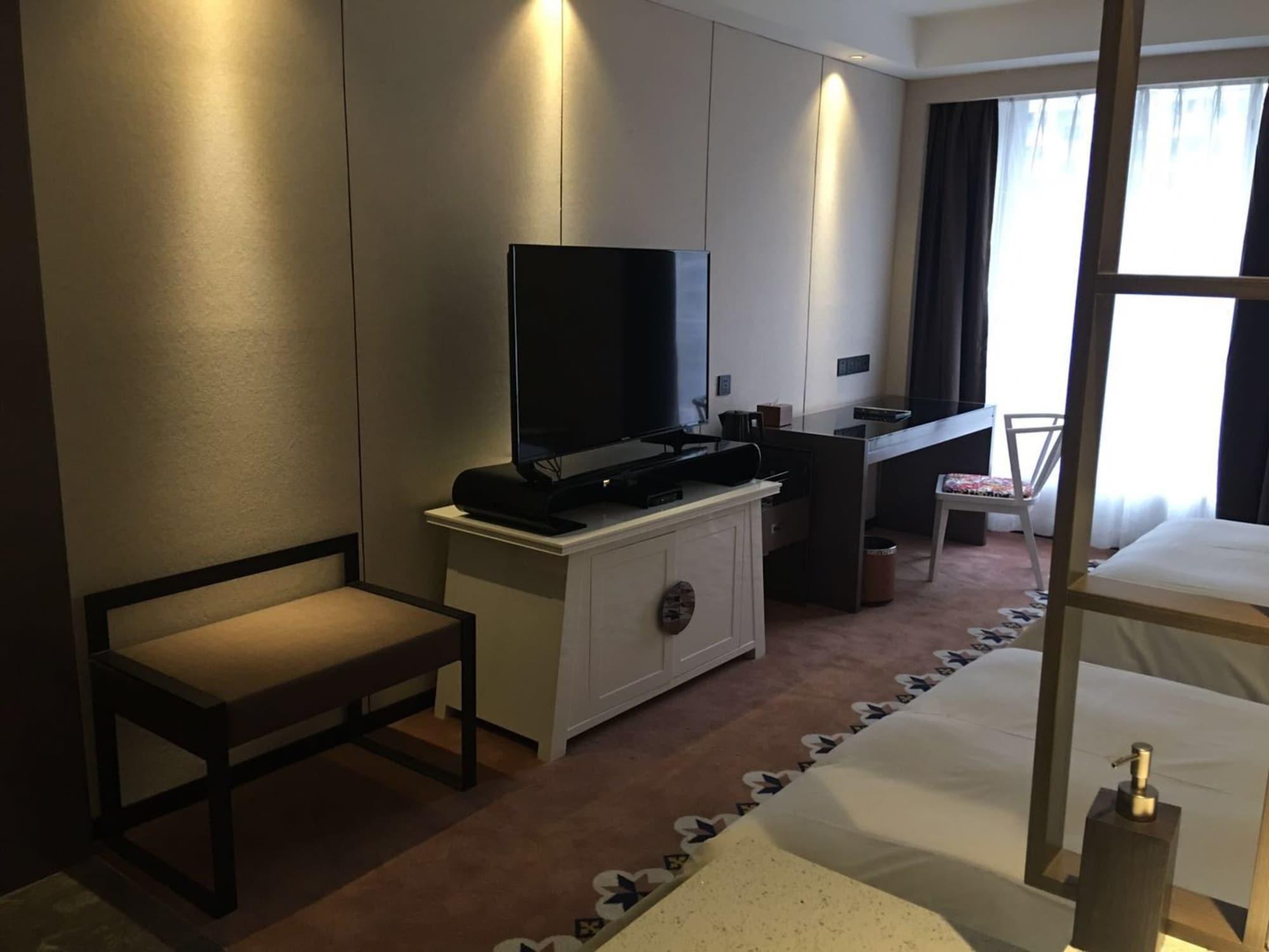Paco Dongpu Guanghzou -free Shuttle Bus For Fair Hotel Guangzhou
