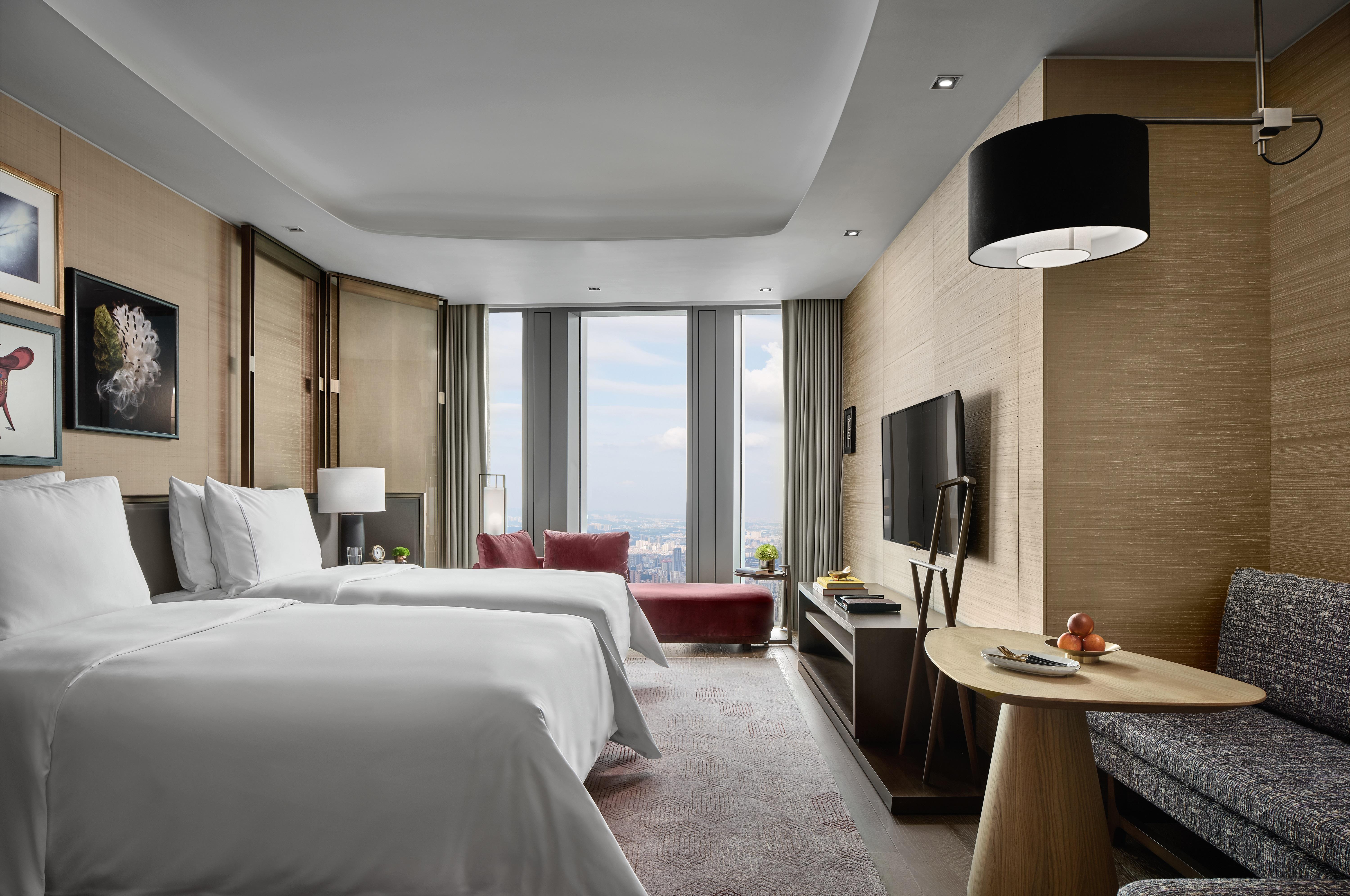 Hotel Rosewood Guangzhou, Enjoy Free Shuttle Bus Service Between The And The Fair Complex During The Fair 5*