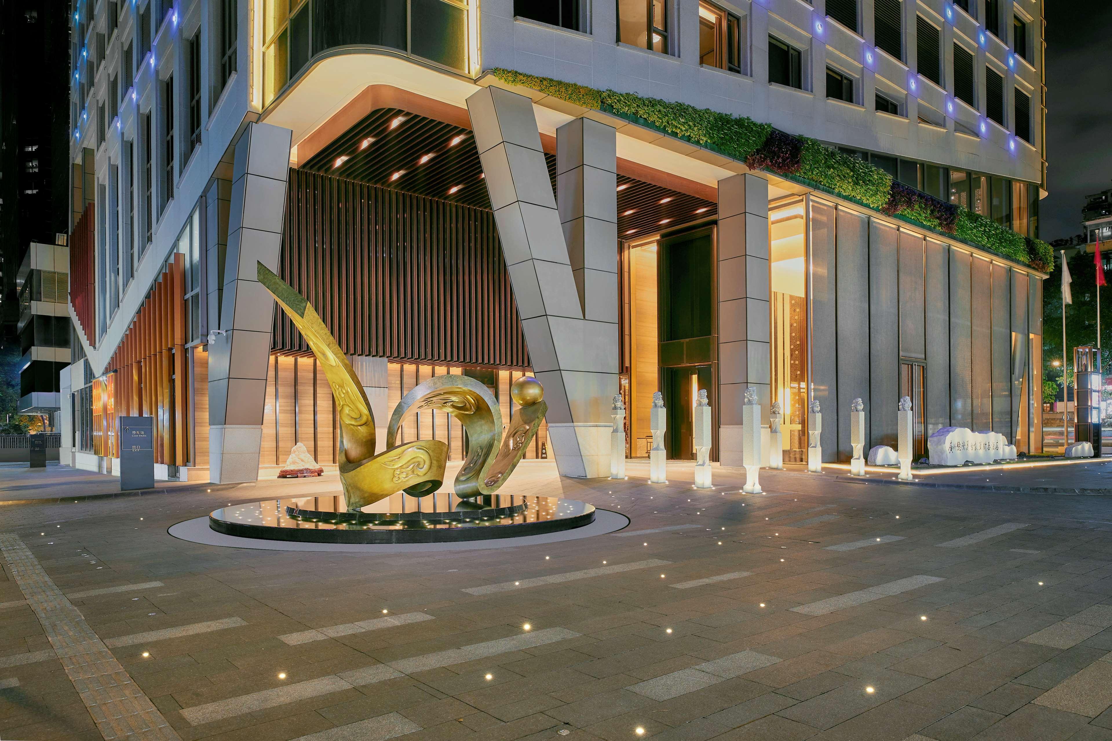 Kempinski Residences - Free Shuttle Between And Exhibition Center During Fair & Exhibitor Registration Counter Hotel 5*