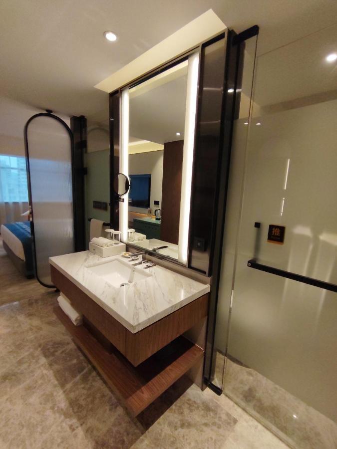 Sanyu Hotel 4*