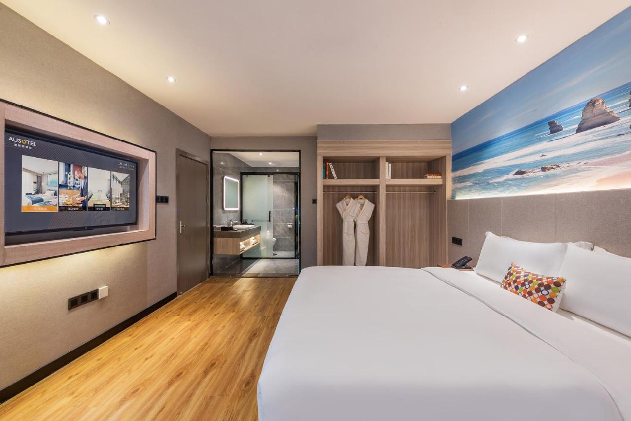 Hotel Ausotel Wow Huadu Sunac Land 4*