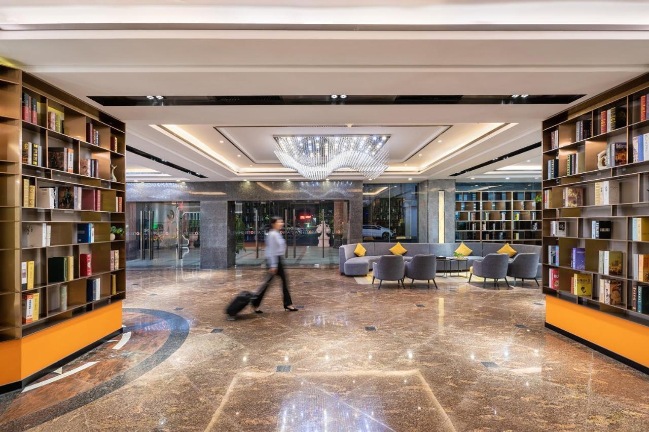 Ausotel Wow Huadu Sunac Land 4* Canton