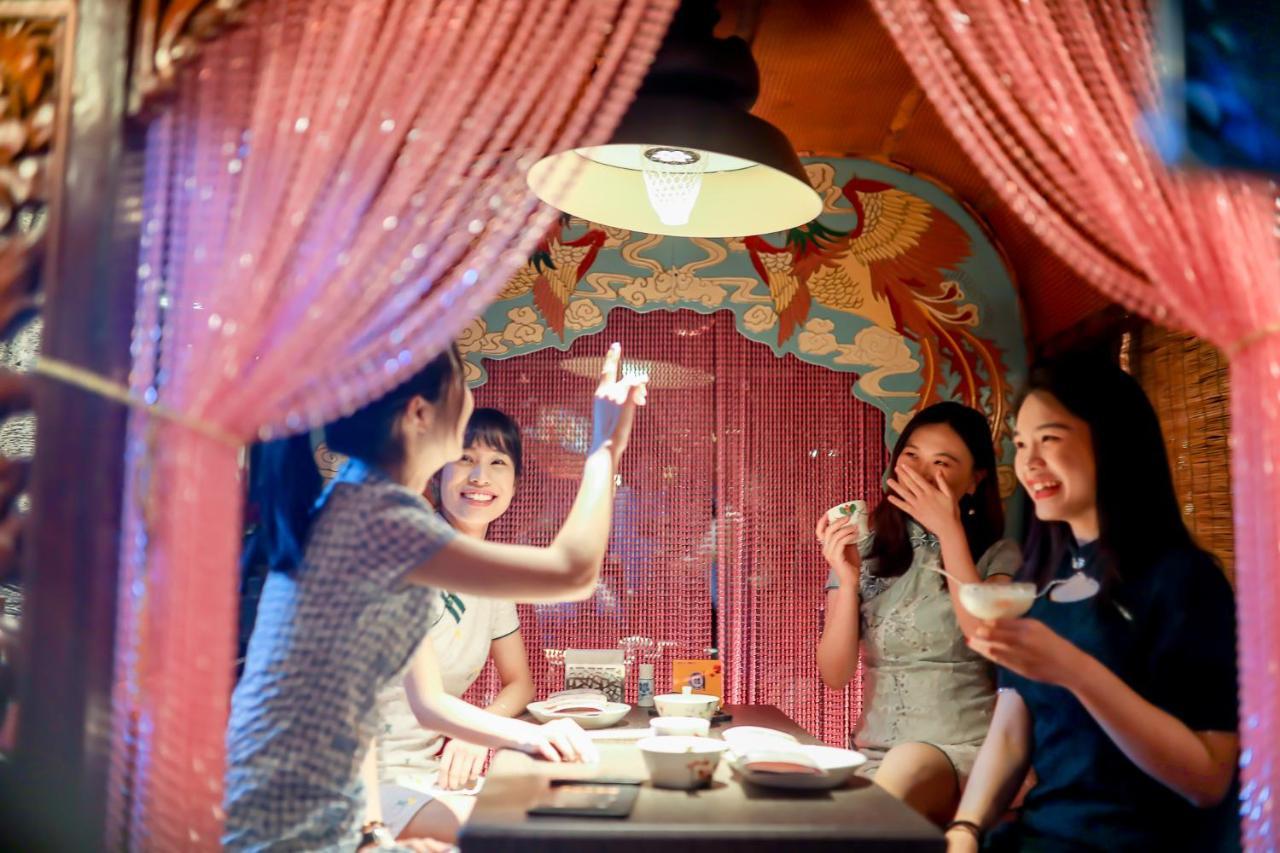 The Garden Guangzhou: Exhibition Center Shuttle & Fair Services 5* Guangzhou