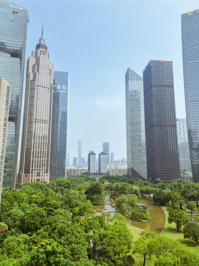 Grand Hyatt - Free Shuttle Between And Exhibition Center During Fair Hotel