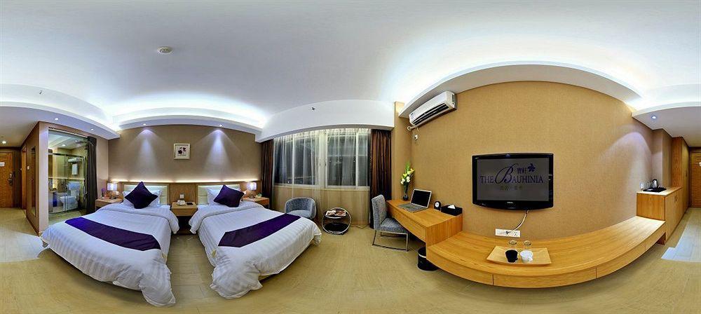 Bauhinia Hotel 3*