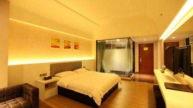 Dragon Hotel