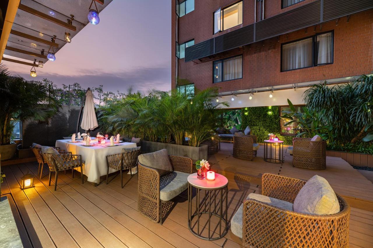 Hotel Ausotel Smart Zhujiang New Town,canton Fair Free Shuttle 15 Apr To 05 May-canton Fair Badges Service Center