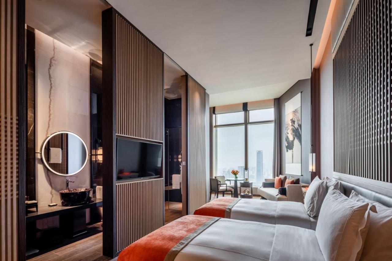 Hotel Jumeirah Guangzhou-complimentary Shuttle Bus To Fair Complex 5*