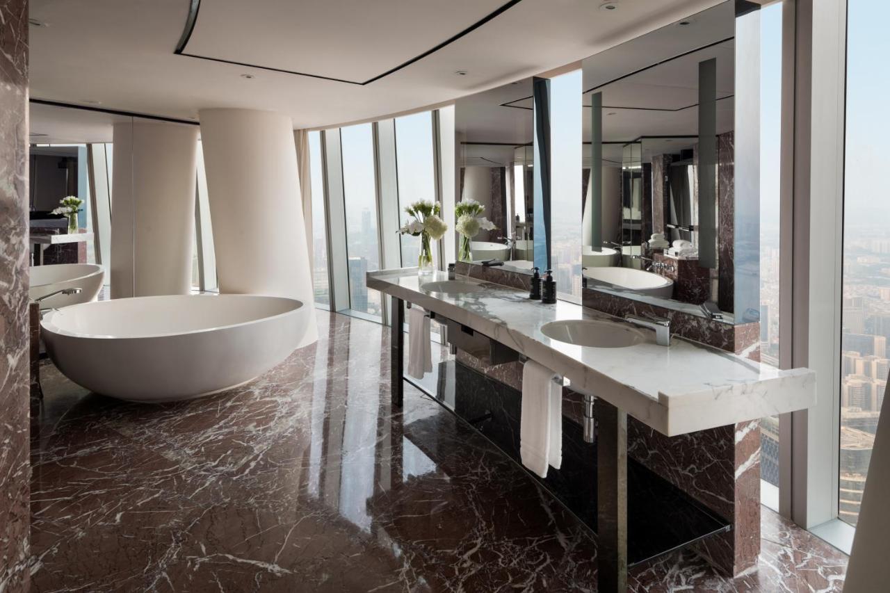 Hotel Four Seasons - Free Shuttle Bus To Fair Complex & Overseas Buyer Registration Services During Fair Period Guangzhou