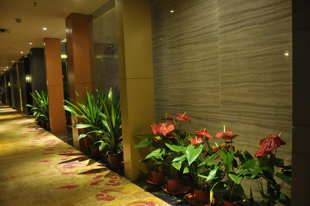 Li Yang Hotel 3*