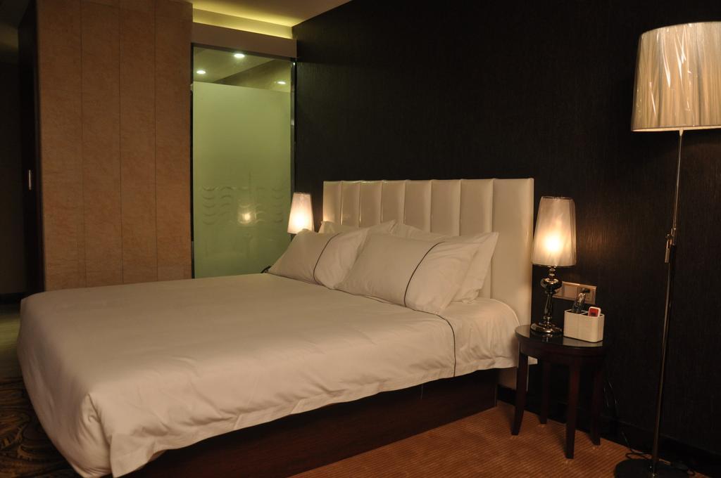 Hotel Li Yang 3*