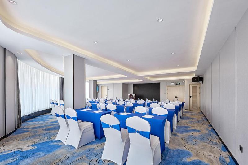 Hotel Fengyue Light Shang Baiyun Airport Store