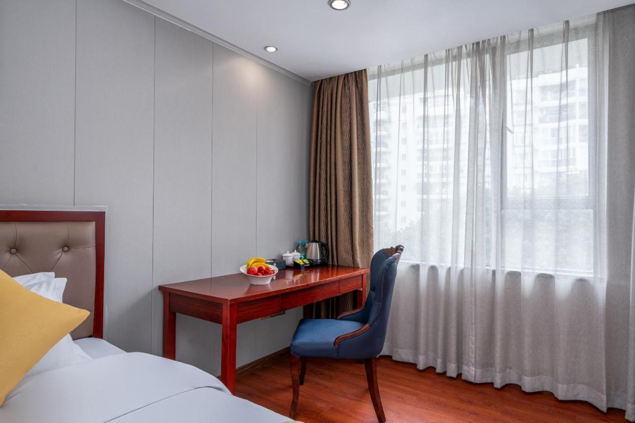 Hotel Shi Liu 3*