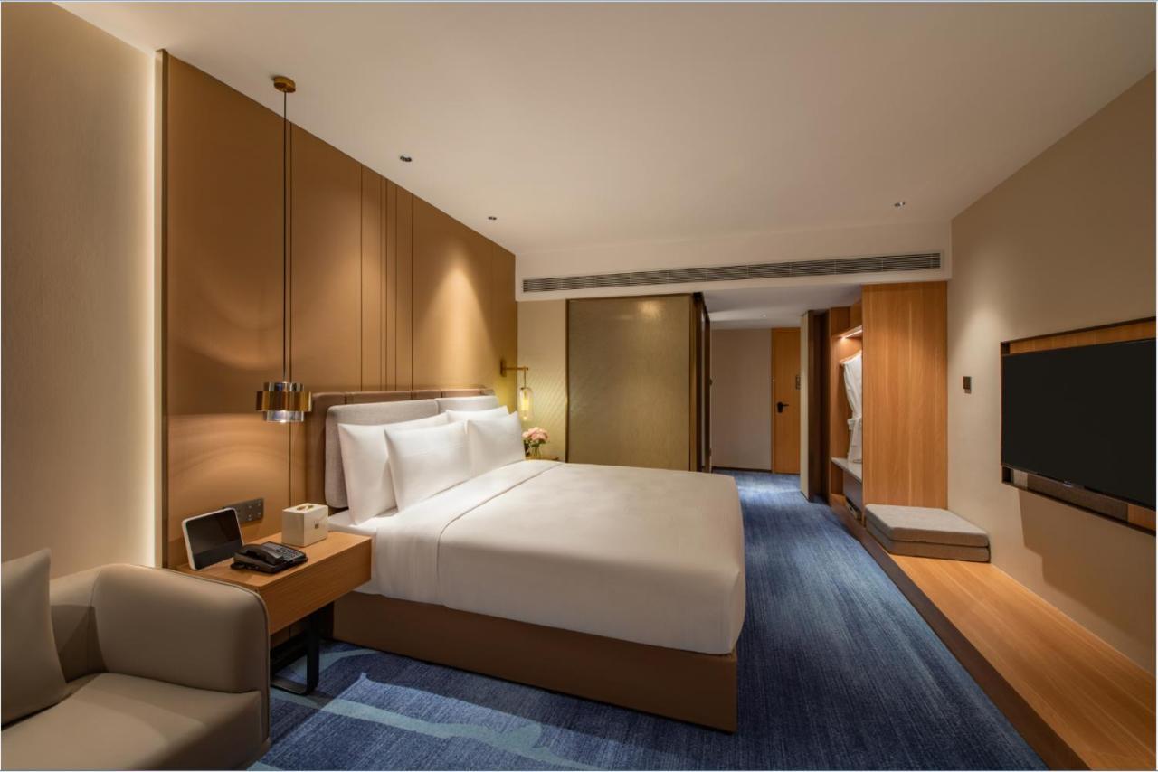 - Free Shuttle Bus To Exhibition Center During Fair Period Hotel 4*