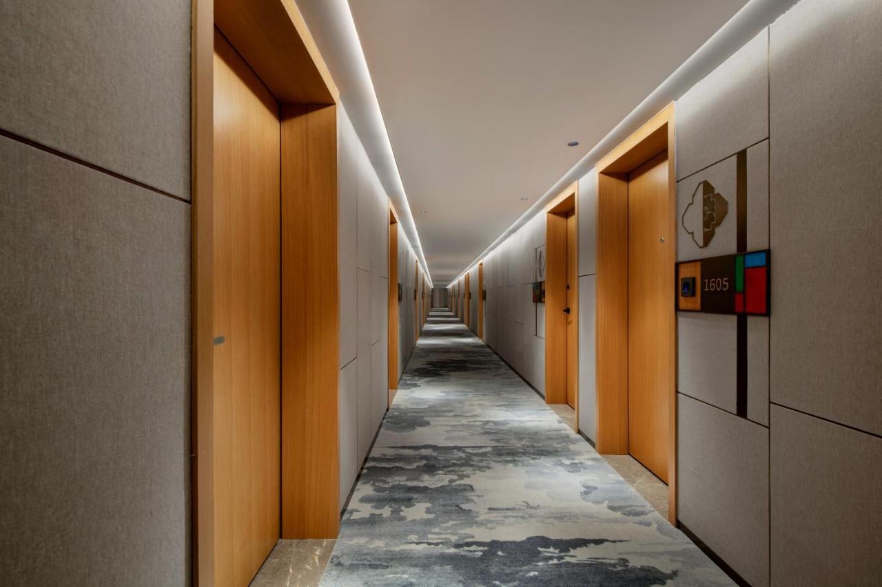 Hotel - Free Shuttle Bus To Exhibition Center During Fair Period Guangzhou