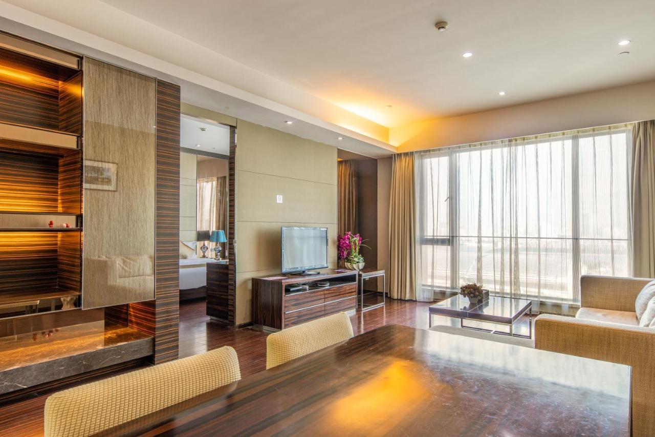 Xing Yi International - Poly World Branch Guangzhou