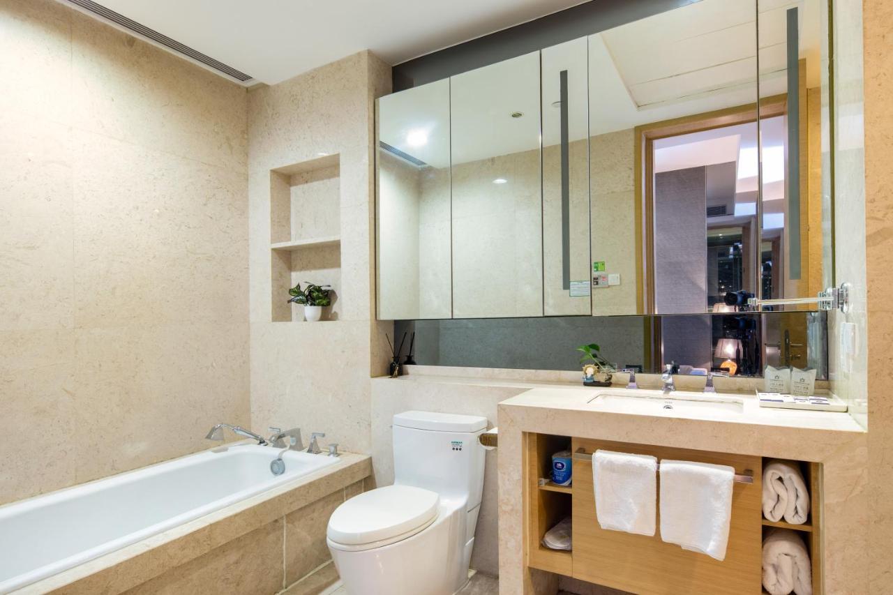 Xing Yi International - Poly World Branch Guangzhou