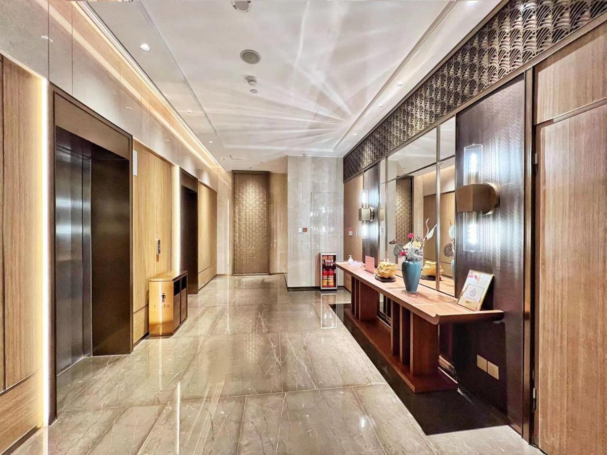 Hotel Landmark International