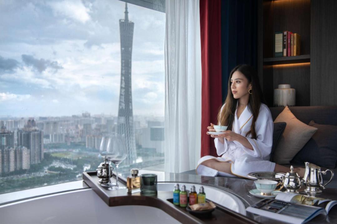 Hotel Elegant 5*