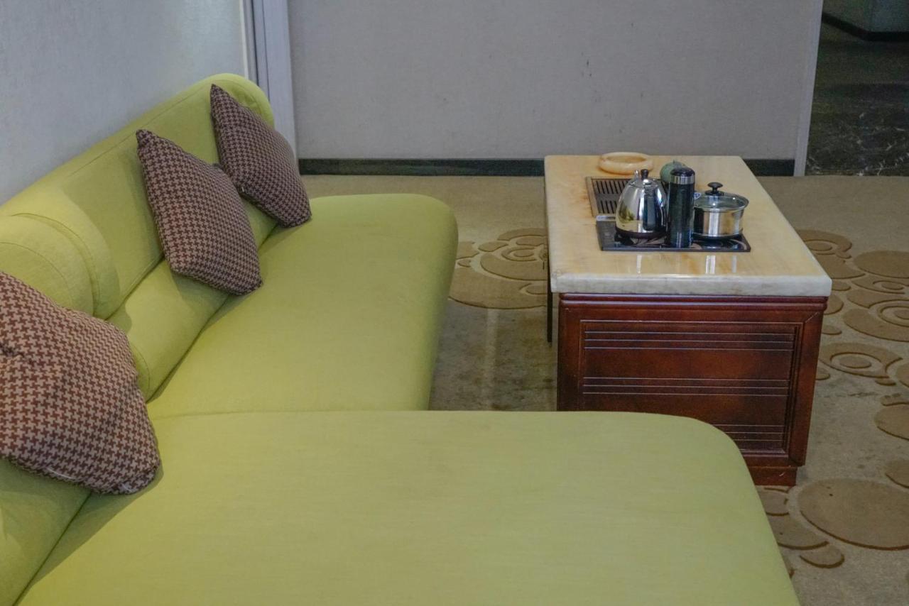 Paco Hotel Tianhe Coach Terminal Metro Satation Guangzhou-Free Shuttle Bus For Canton Fair Hotel 3*