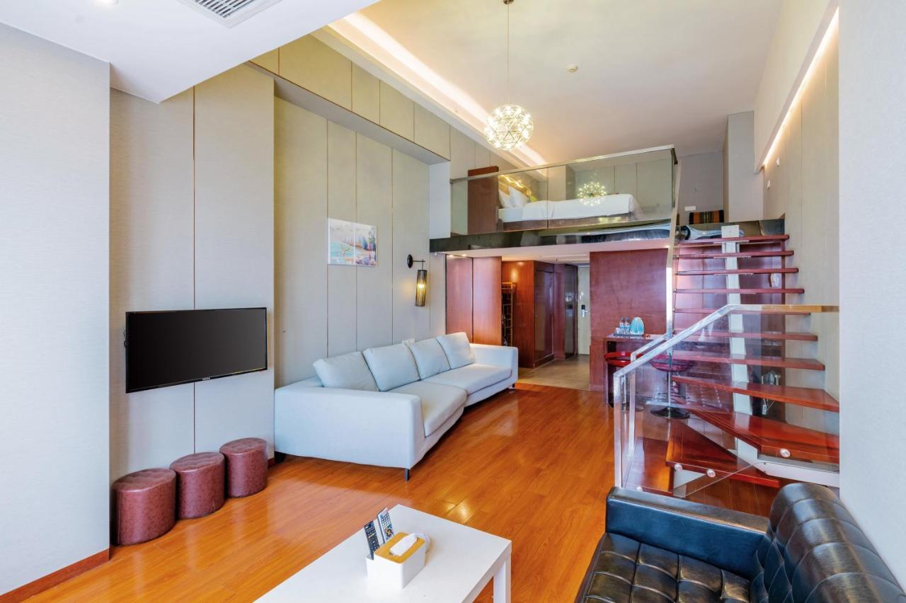 April Fair Duplex South Railway Station Ao Yuan Yue Shi Dai Branch Apartemen