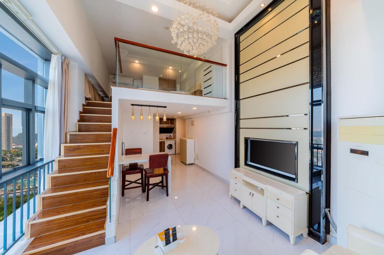 April Fair Duplex South Railway Station Ao Yuan Yue Shi Dai Branch Apartemen