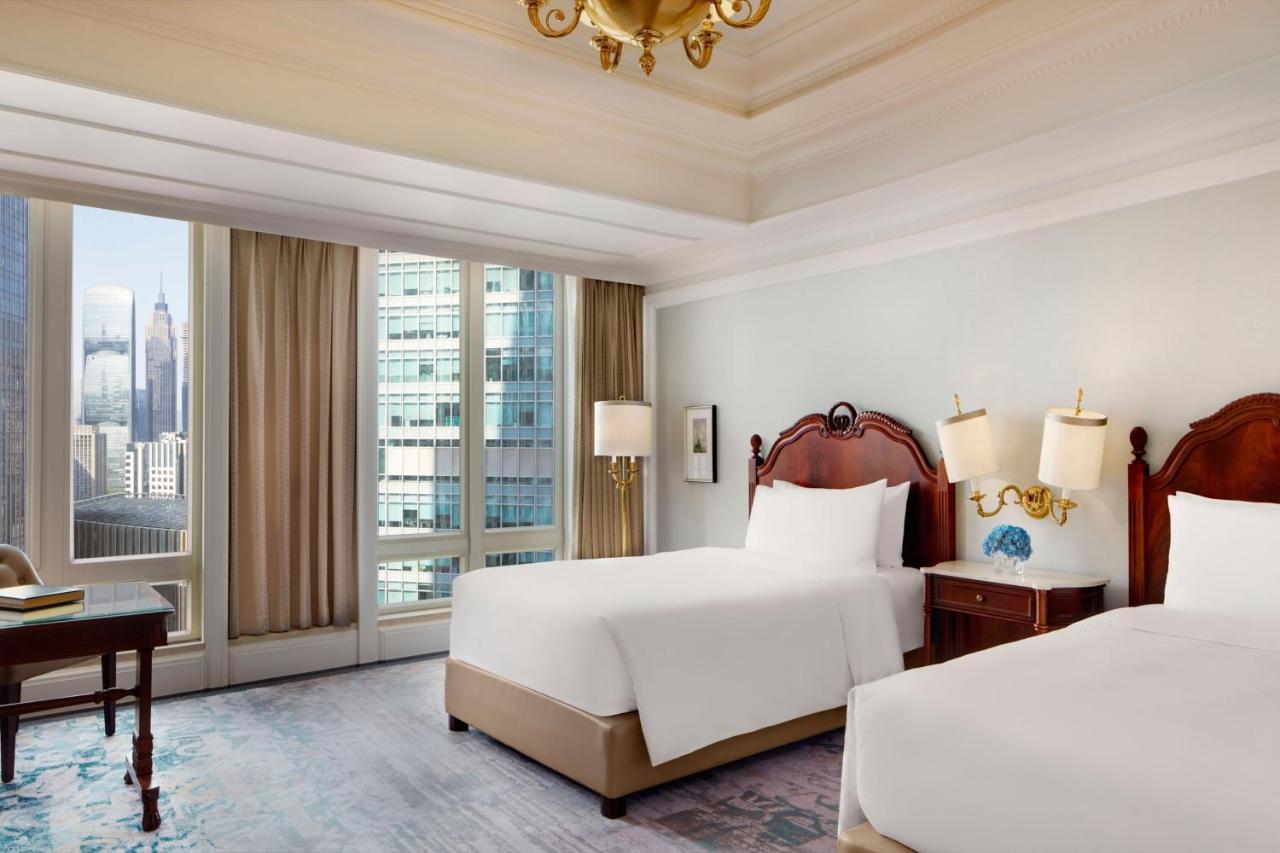 The Ritz-carlton, Hotel