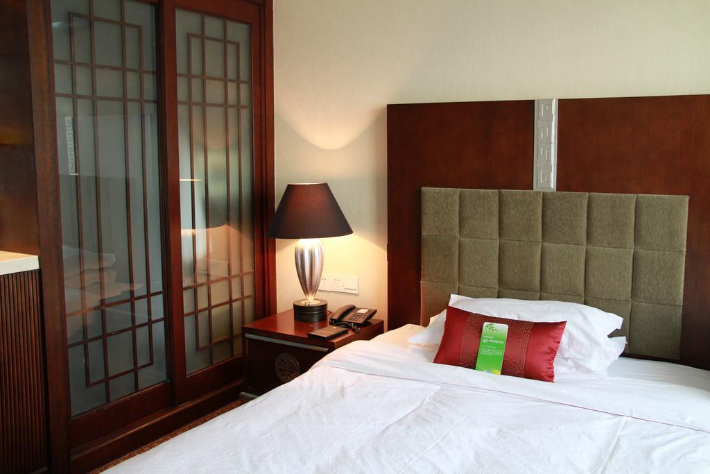 Dong Fang - Free Shuttle Bus To Fair Complex & Overseas Buyer Registration Services Hotel 5*