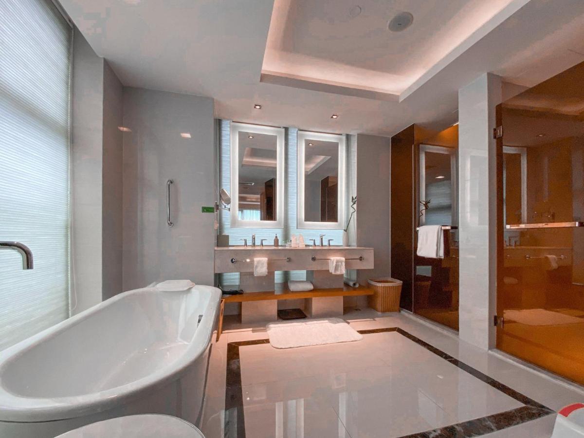 Junluxe Science City-free Shuttle Bus Service To Fair Hotel Guangzhou