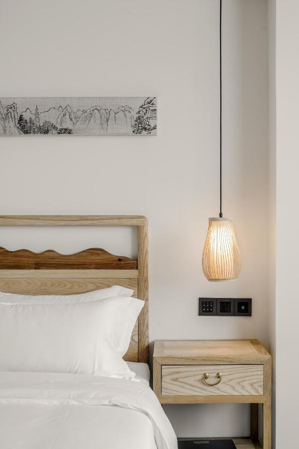 Hotel Shug Art