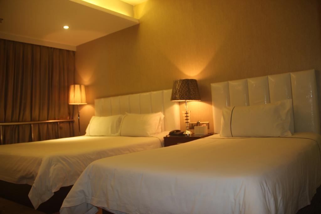 Li Yang 3* Guangzhou