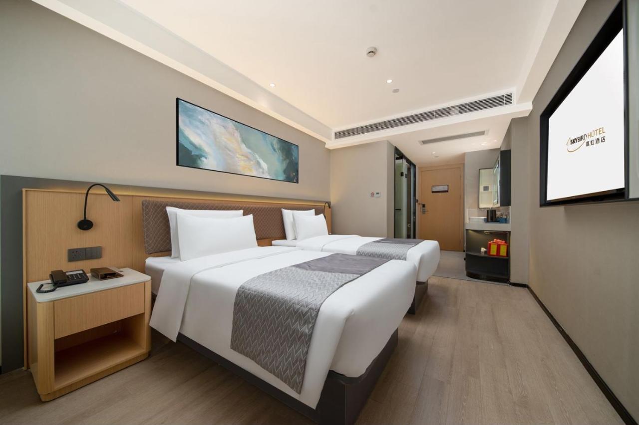 Jiahong - Baiyun Airport Branch Hotel 4*