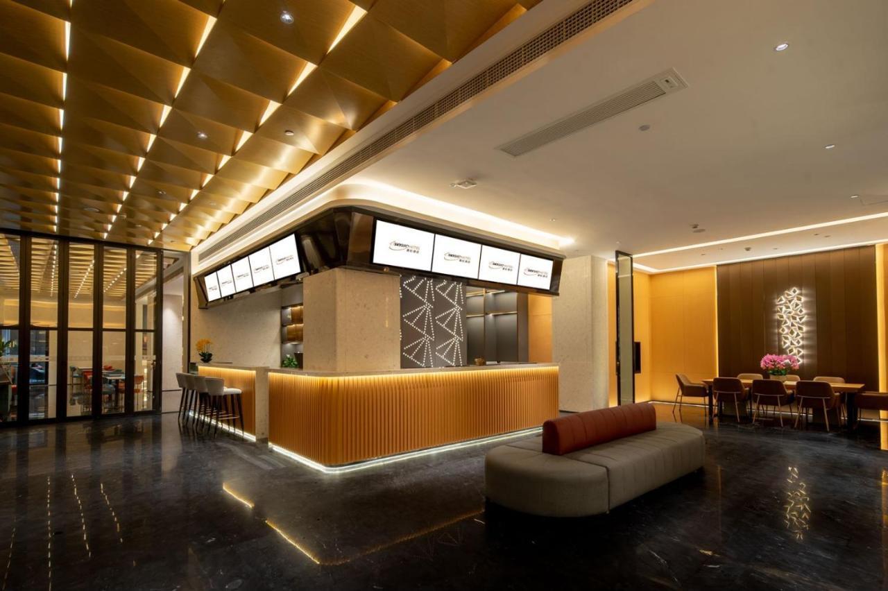 Jiahong - Baiyun Airport Branch 4* Guangzhou