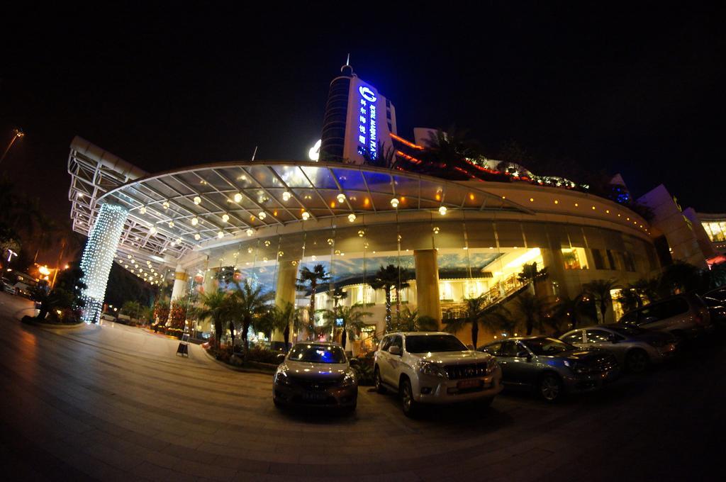 Hotel The Royal Marina Plaza